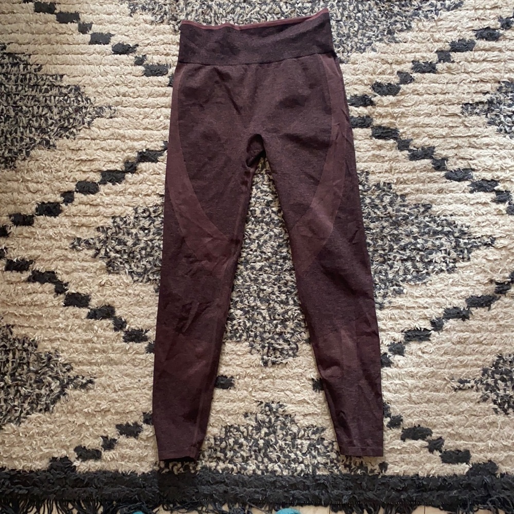 Burgundy Seamless Fitness Leggings